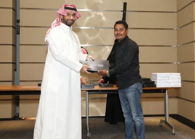عمر الجريفاني محلل اقتصادي